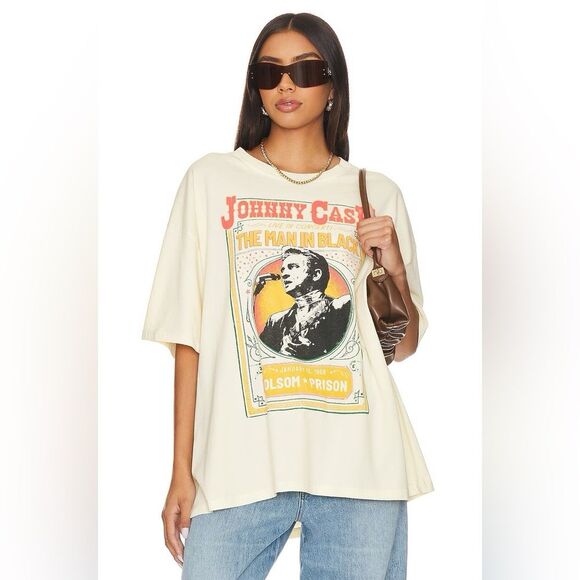 NWT DAYDREAMER Johnny Cash Live IN Concert Tee - Picture 1 of 10